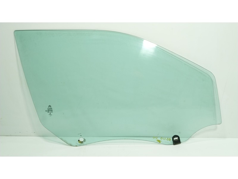 Recambio de cristal puerta delantero derecho para citroën c4 cactus 1.2 vti 82 referencia OEM IAM 9810081080  
