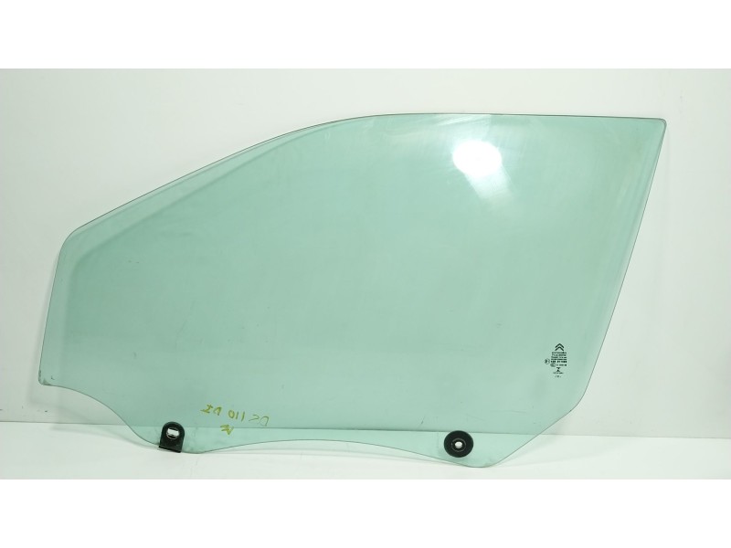 Recambio de cristal puerta delantero izquierdo para citroën c4 cactus 1.2 vti 82 referencia OEM IAM 9810081580  