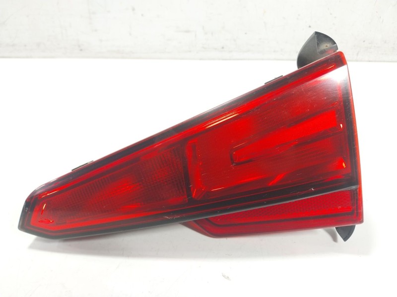 Recambio de piloto trasero derecho interior para audi a4 b9 (8w2, 8wc) 2.0 tdi referencia OEM IAM  8W5945076 