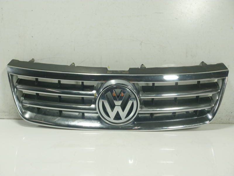 Recambio de rejilla para volkswagen touareg (7la, 7l6, 7l7) 3.0 v6 tdi referencia OEM IAM   