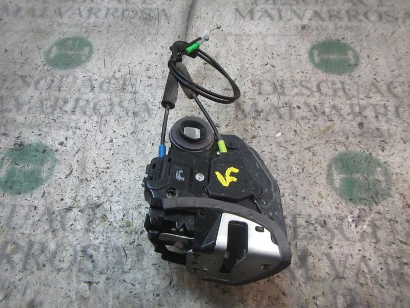 Recambio de cerradura puerta trasera derecha para toyota avensis (t27) 2.0 d-4d cat referencia OEM IAM   