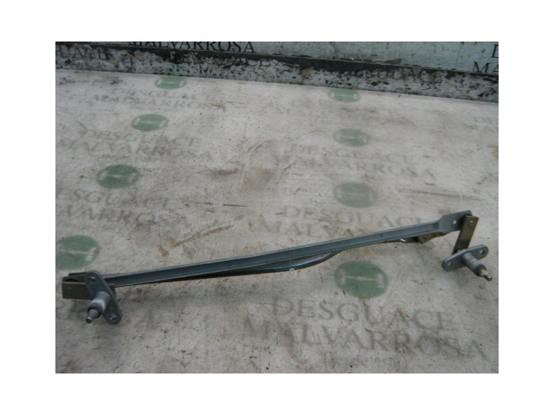 Recambio de articulacion limpia delantero para nissan trade 100 referencia OEM IAM   