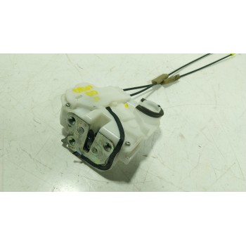 CERRADURA PUERTA DELANTERA DERECHA 5715A728 