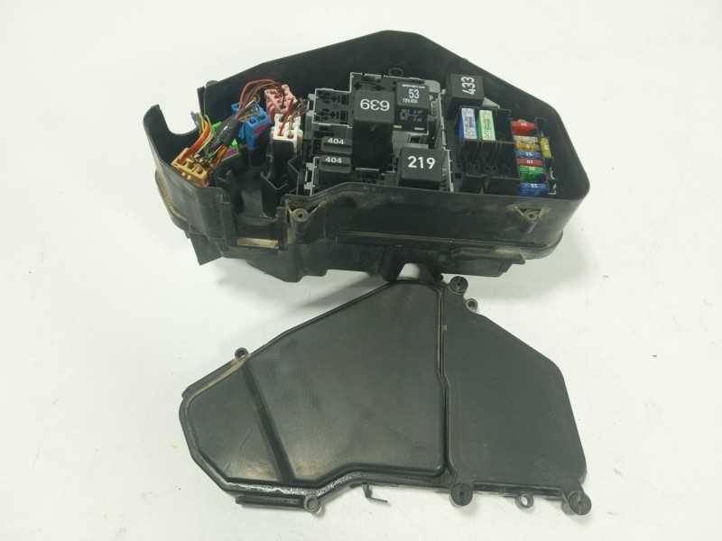 Recambio de caja reles / fusibles para volkswagen touareg (7la, 7l6, 7l7) 3.0 v6 tdi referencia OEM IAM   