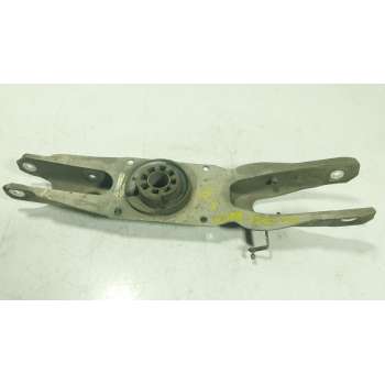 BRAZO SUSPENSION INFERIOR TRASERO DERECHO A2473526400 