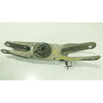 BRAZO SUSPENSION INFERIOR TRASERO DERECHO 