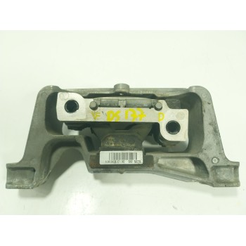 SOPORTE MOTOR DERECHO A2462402617 A2462402617