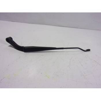 BRAZO LIMPIA DELANTERO IZQUIERDO 