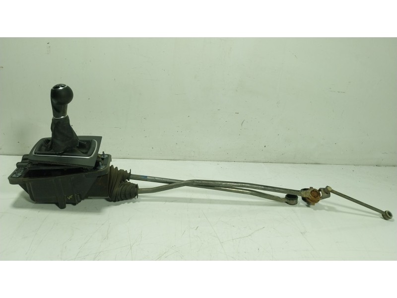 Recambio de palanca cambio para seat exeo st (3r5) 2.0 tdi referencia OEM IAM  8E0711025 