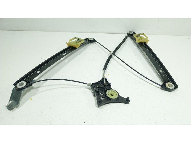 Recambio de elevalunas delantero izquierdo para cupra terramar 1.5 hybrid referencia OEM IAM  83H837461 