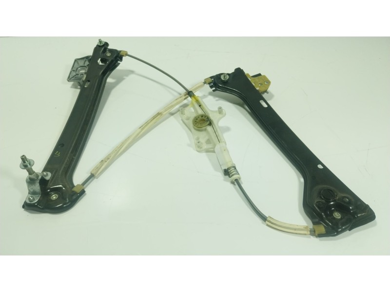 Recambio de elevalunas delantero izquierdo para mercedes-benz cla coupé (c117) cla 220 cdi / d (117.303) referencia OEM IAM   