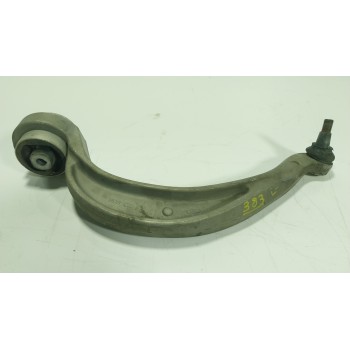 BRAZO SUSPENSION INFERIOR DELANTERO DERECHO 8R0407694B 