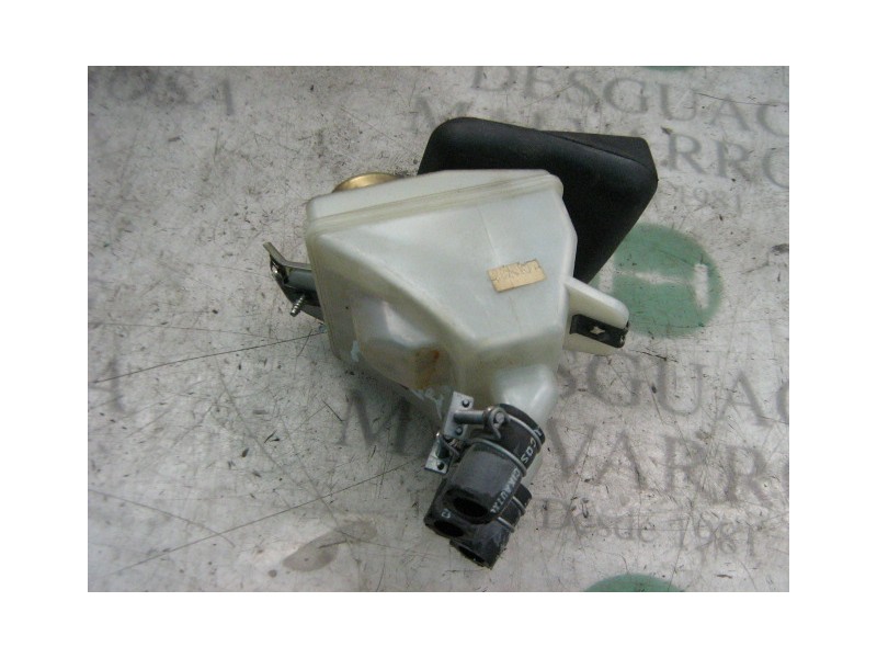 Recambio de deposito servo para nissan trade 100 referencia OEM IAM   