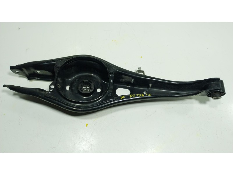 Recambio de brazo suspension inferior trasero izquierdo para cupra terramar 1.5 hybrid referencia OEM IAM  5QS50311 