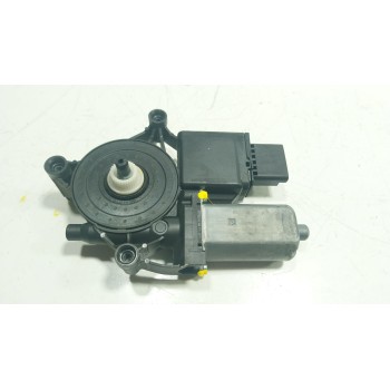 MOTOR ELEVALUNAS TRASERO DERECHO 1137329068 