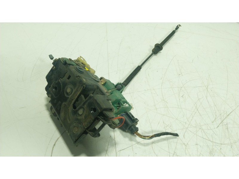 Recambio de cerradura puerta trasera izquierda para seat ibiza iii (6l1) 1.9 tdi referencia OEM IAM  839015AG 