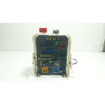 CAJA RELES / FUSIBLES 9830790580 