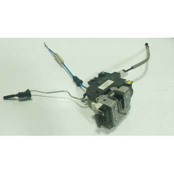 CERRADURA PUERTA DELANTERA IZQUIERDA A1667200135 