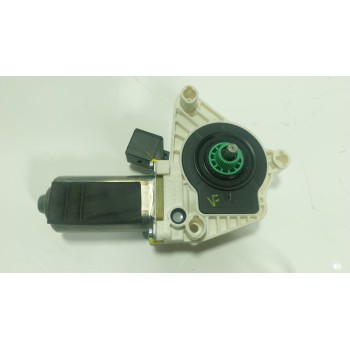 MOTOR ELEVALUNAS DELANTERO IZQUIERDO 