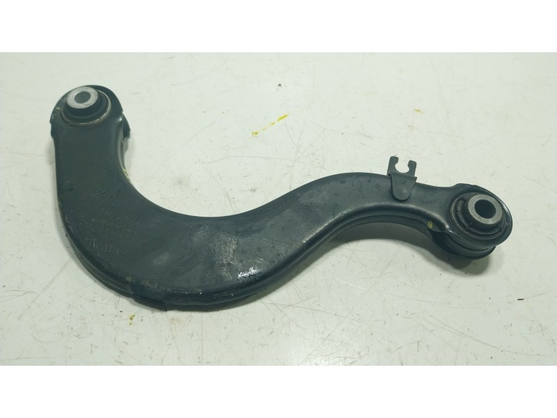Recambio de brazo suspension superior trasero derecho para volkswagen tiguan 1.5 tsi referencia OEM IAM  5Q0505323D 