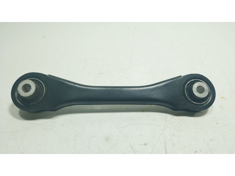 Recambio de brazo suspension inferior trasero derecho para volkswagen tiguan 1.5 tsi referencia OEM IAM  3WA501529A 