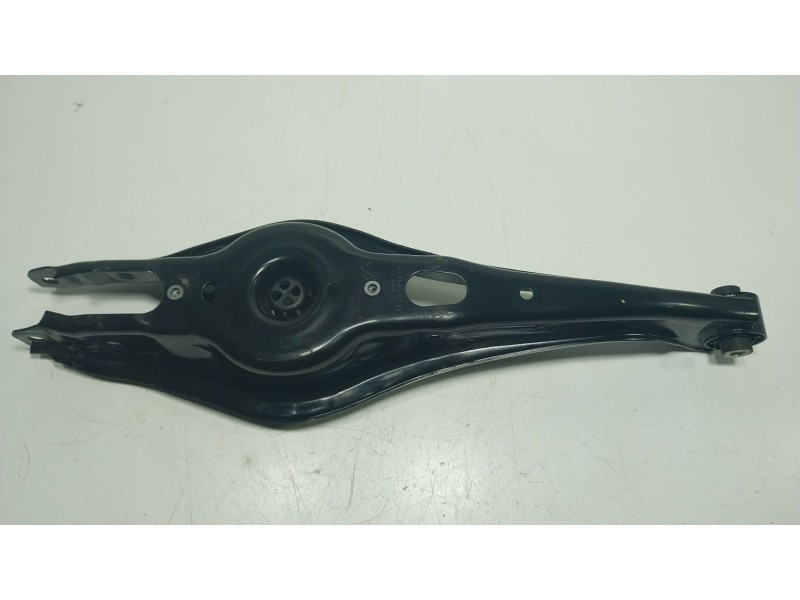 Recambio de brazo suspension inferior trasero izquierdo para volkswagen tiguan 1.5 tsi referencia OEM IAM  5QS505371A 