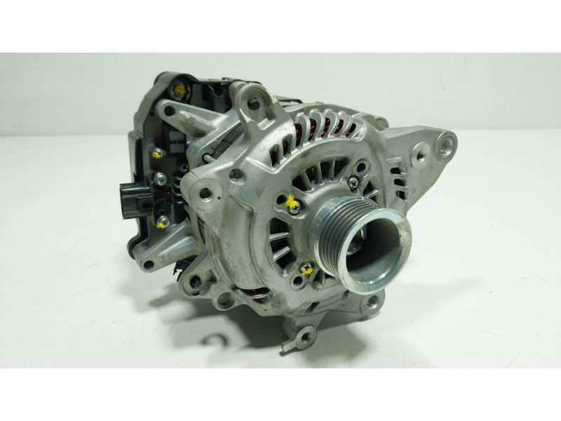 Recambio de alternador para mazda cx-30 (dm) skyactiv-x m hybrid referencia OEM IAM  C4TB5591A 