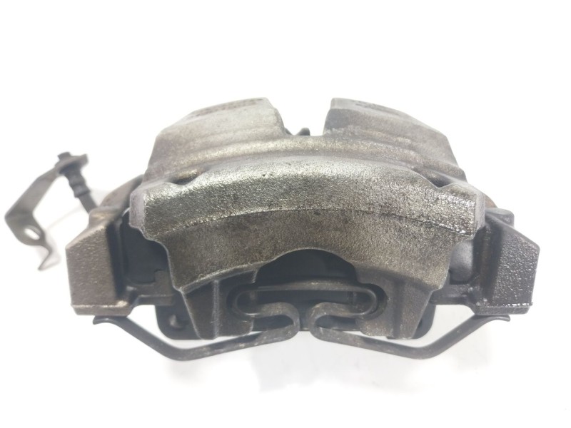Recambio de pinza freno delantera derecha para volvo v90 ii cross country (236) d4 awd referencia OEM IAM 36011371 31381552 