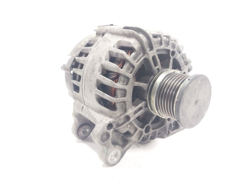 Recambio de alternador para audi a4 b9 (8w2, 8wc) 2.0 tdi referencia OEM IAM  04L903024 