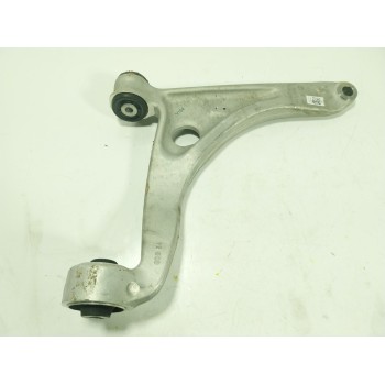 BRAZO SUSPENSION INFERIOR DELANTERO DERECHO 7T0407152B 