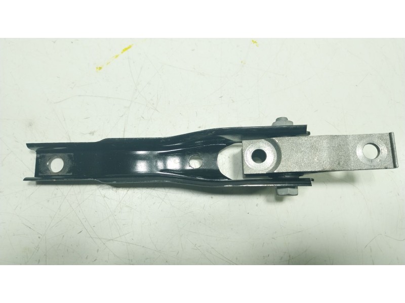 Recambio de soporte cambio para volkswagen tiguan 1.5 tsi referencia OEM IAM  5Q0199855AJ 