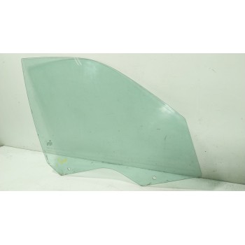 CRISTAL PUERTA DELANTERO DERECHO 
