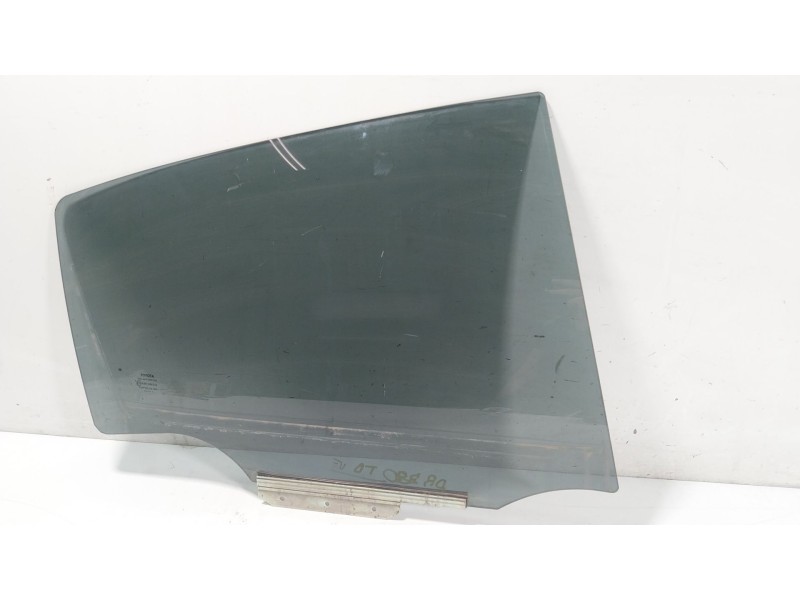 Recambio de cristal puerta trasero derecho para toyota yaris (_p13_) 1.5 hybrid (nhp130_) referencia OEM IAM   