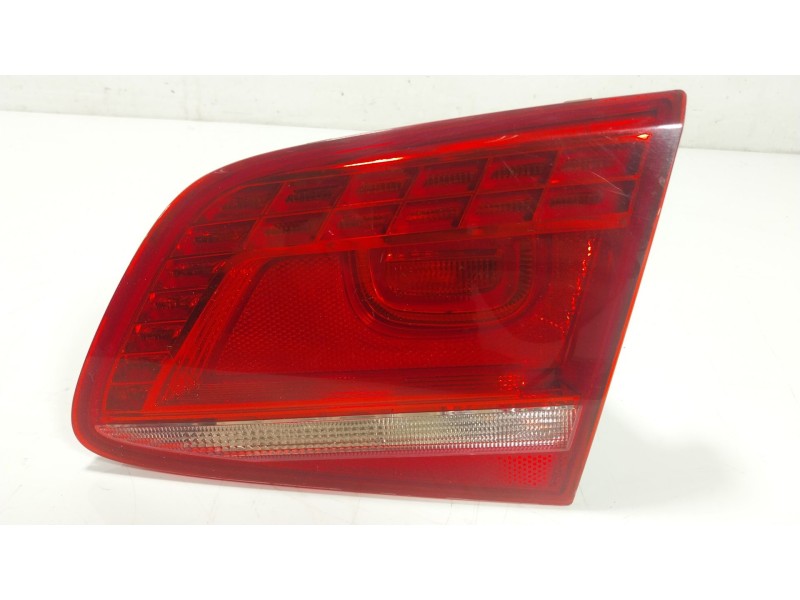 Recambio de piloto trasero derecho interior para volkswagen passat b7 (362) 2.0 tdi referencia OEM IAM  3AE945308B 