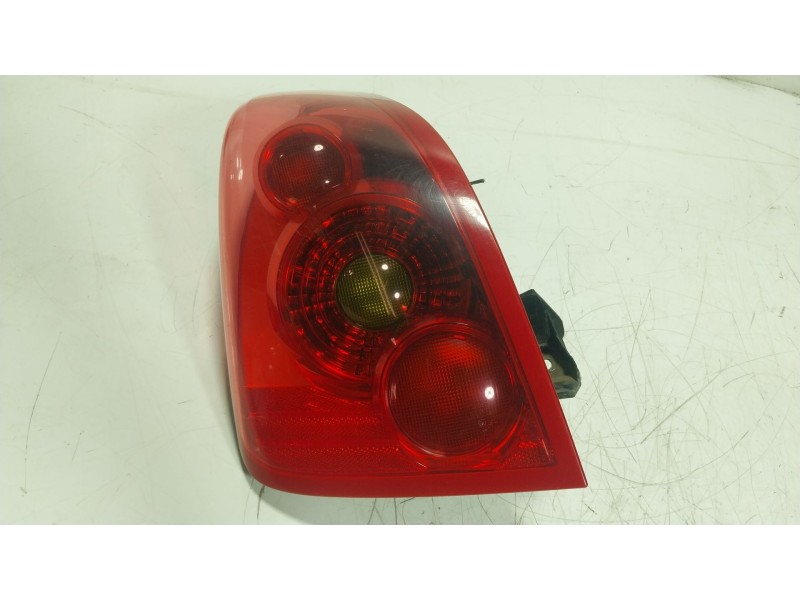 Recambio de piloto trasero izquierdo para nissan primera (p12) 1.9 dci referencia OEM IAM   
