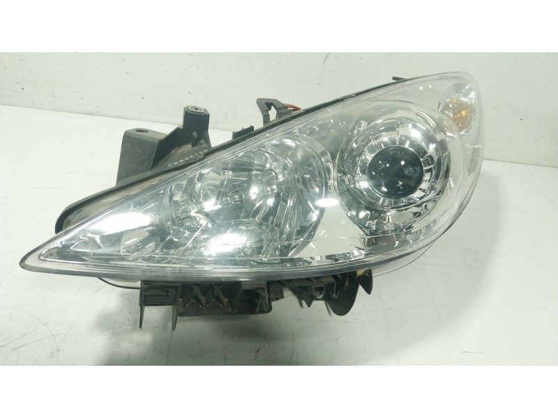 Recambio de faro izquierdo para peugeot 307 (3a/c) 1.6 hdi referencia OEM IAM   
