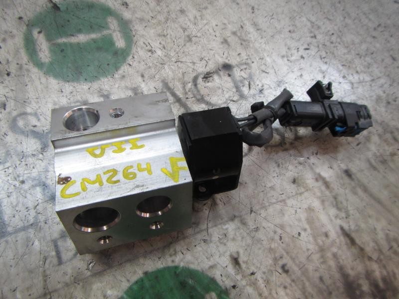 Recambio de modulo electronico para renault zoe referencia OEM IAM  924893668R 