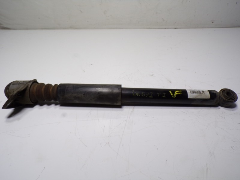 Recambio de amortiguador trasero izquierdo para volkswagen passat variant (3c5) 2.0 tdi referencia OEM IAM 3C0513049BS 3C0512011