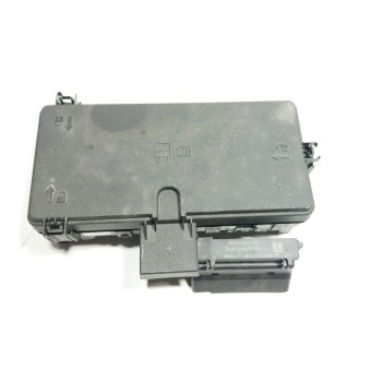 CAJA RELES / FUSIBLES 2HJ937571AJ MB3T14D068PDE 