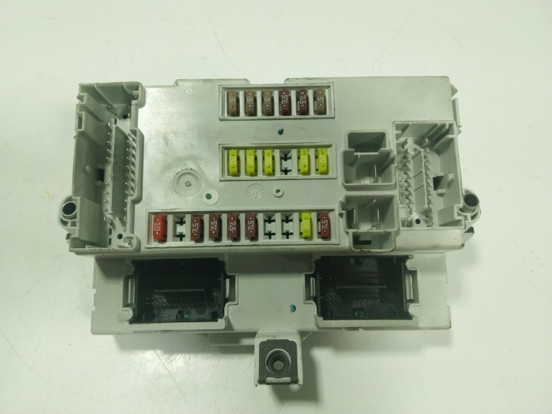 Recambio de caja reles / fusibles para alfa romeo giulietta (940_) 2.0 jtdm (940fxq1a, 940fyc1a) referencia OEM IAM   