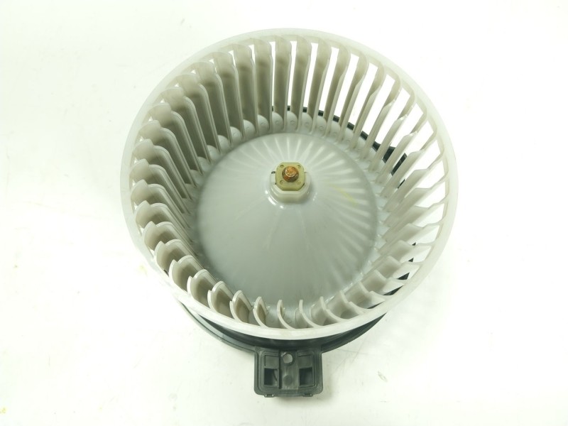 Recambio de motor calefaccion para mazda 3 hatchback (bp) 2.0 skyactiv-g m hybrid referencia OEM IAM  8727001772 