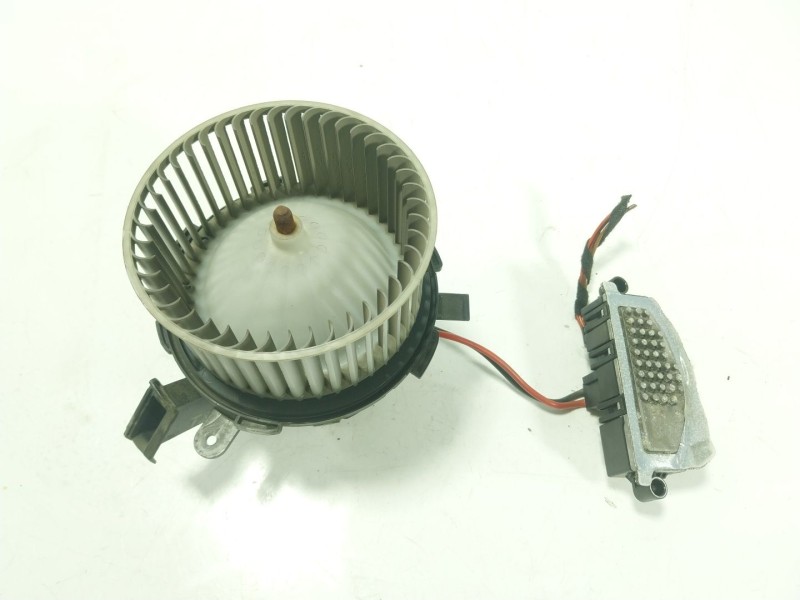 Recambio de motor calefaccion para porsche macan (95b) 3.0 s diesel referencia OEM IAM  8T0820521F 