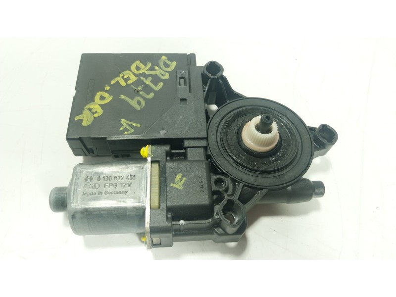 Recambio de motor elevalunas delantero derecho para volkswagen passat b7 (362) 2.0 tdi referencia OEM IAM  988693315 