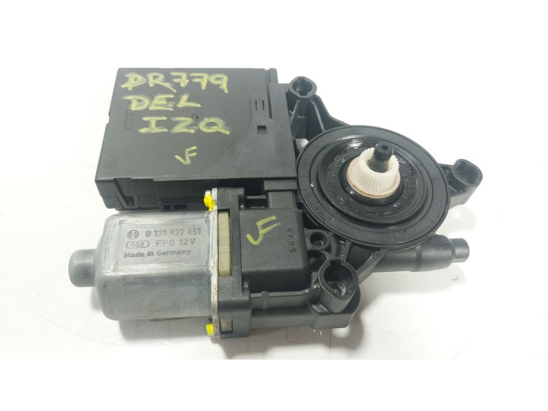 Recambio de motor elevalunas delantero izquierdo para volkswagen passat b7 (362) 2.0 tdi referencia OEM IAM  988691315 