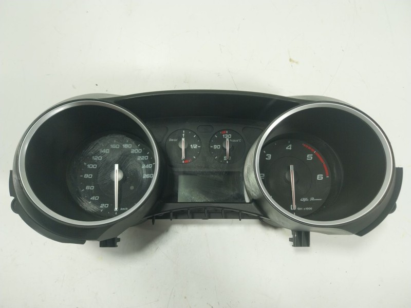Recambio de cuadro instrumentos para alfa romeo giulietta (940_) 2.0 jtdm (940fxq1a, 940fyc1a) referencia OEM IAM  52097902 