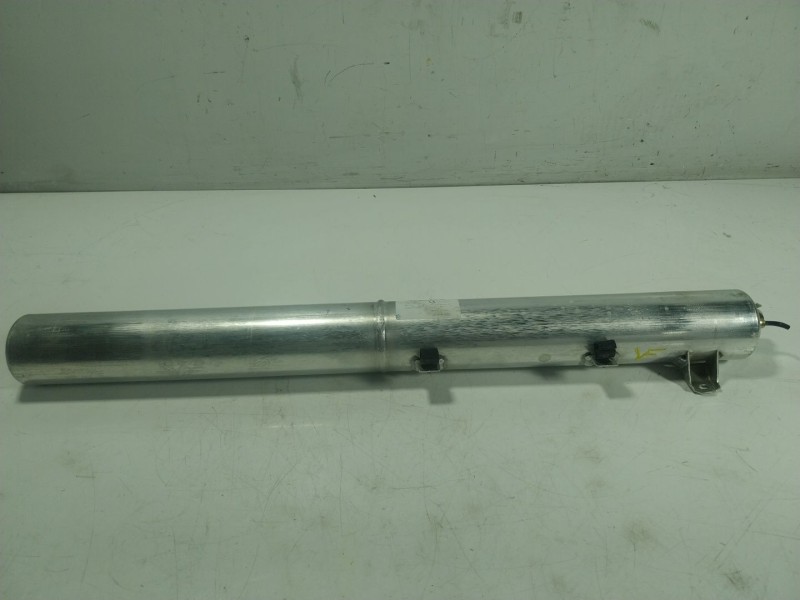 Recambio de deposito suspension para porsche macan (95b) 2.0 (95bau1) referencia OEM IAM 95B616201A 95B616201A 