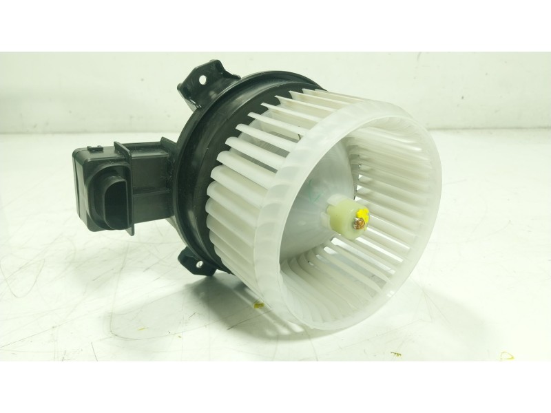 Recambio de motor calefaccion para toyota yaris (_p21_, _pa1_, _ph1_) 1.5 (mxpa11) referencia OEM IAM  CZ1163606550 