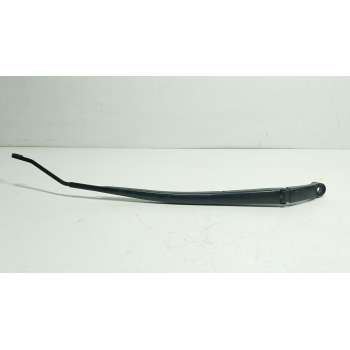 BRAZO LIMPIA DELANTERO DERECHO 852110D290 