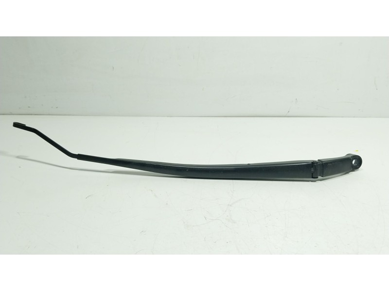 Recambio de brazo limpia delantero derecho para toyota yaris cross (mxp_) 1.5 hybrid (mxpj10) referencia OEM IAM   