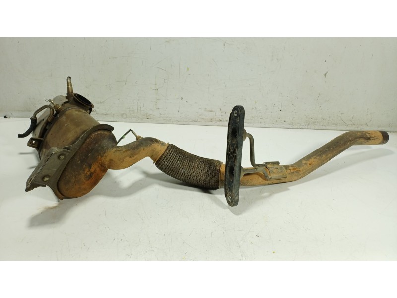 Recambio de catalizador para volkswagen passat b7 (362) 2.0 tdi referencia OEM IAM 3C0131765H  